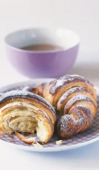 Máslový croissant