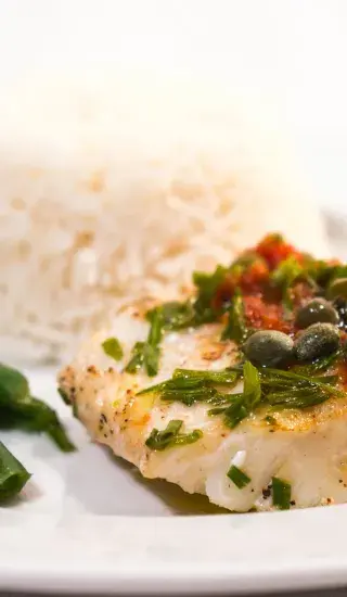 Platýs s pikantní omáčkou