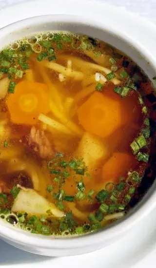 Klasický hovězí vývar