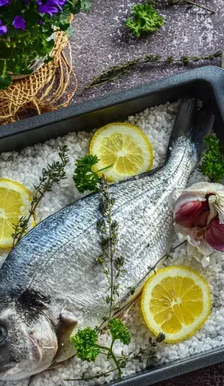 Mořský vlk v solné krustě s ratatouille 