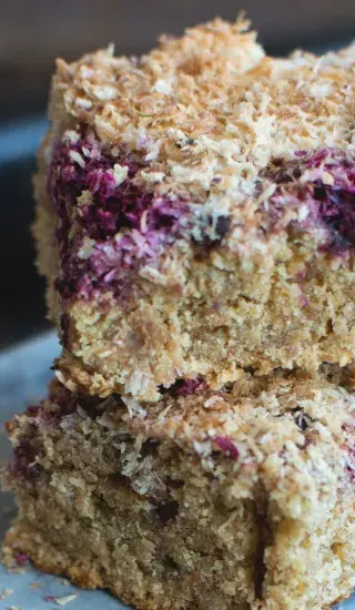 Rebarborový koláč s drobenkou