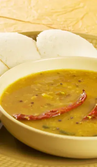 Kyselá čočková polévka