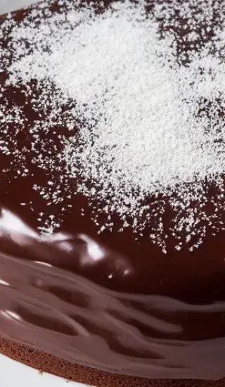 Banánový koláč s čokoládou a kokosem