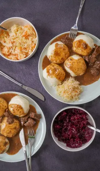 Plněné bramborové knedlíky