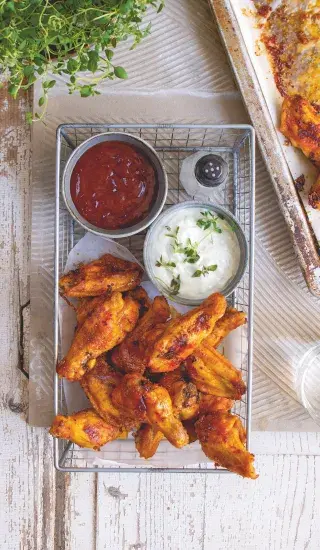 Kuřecí křídla s dipem z modrého sýra