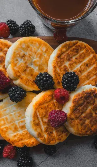 Nakládaný hermelín s feferonkami