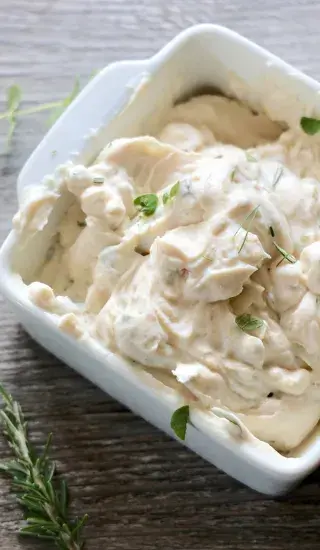 Bramborová kaše s cibulkou