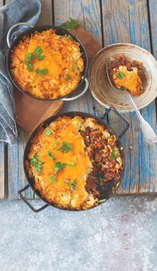 Mleté maso pod květákovou pokličkou