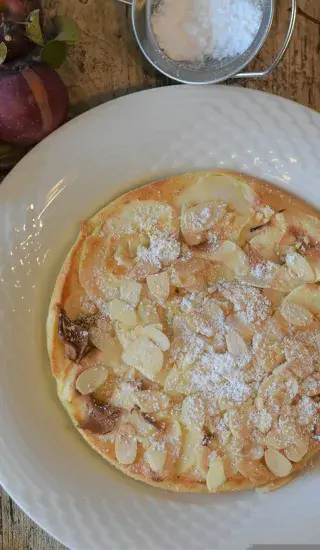 Kynuté jablečné lívance se skořicí