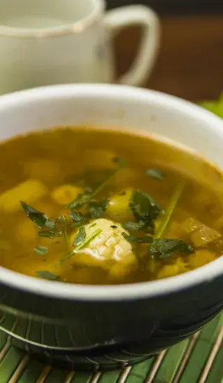 Květáková polévka s bramborem