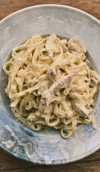 Fettuccine Alfredo