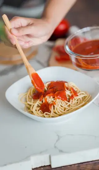 Základní rajčatová omáčka