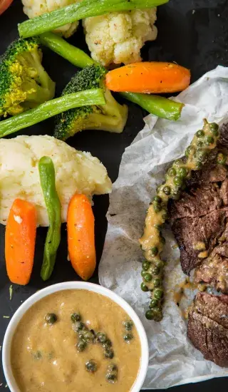 Hovězí steak s hořčičnou omáčkou