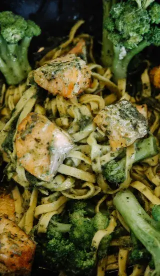 Těstoviny s brokolicí