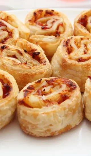 šneci z listového těsta