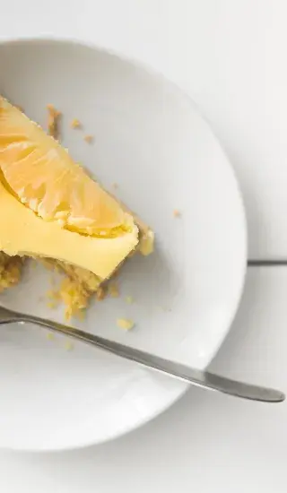 Cheesecake s mandlovým základem