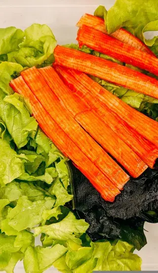 Grilované krabí tyčinky