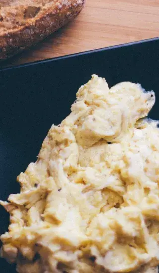 Těstoviny s michanými vejci