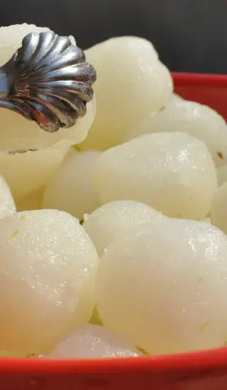 Krupicovo-tvarohové kuličky s posypkou