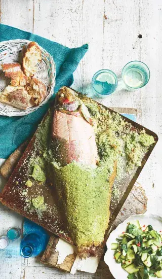 Ryba v solné krustě