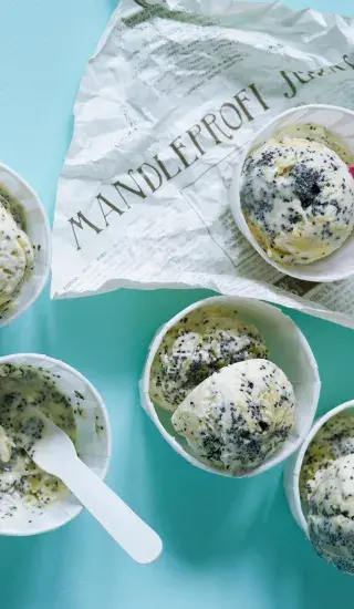 Medové semifreddo s mákem