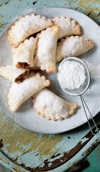 Sicilské sladké taštičky s cizrnou