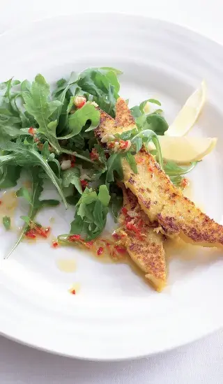 Smažená polenta s česnekovým chilli olejem