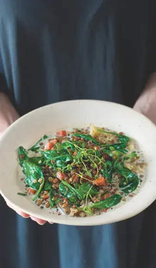 Smetanová čočka se špenátem