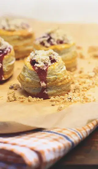 Soudky s brusinkami a oříšky