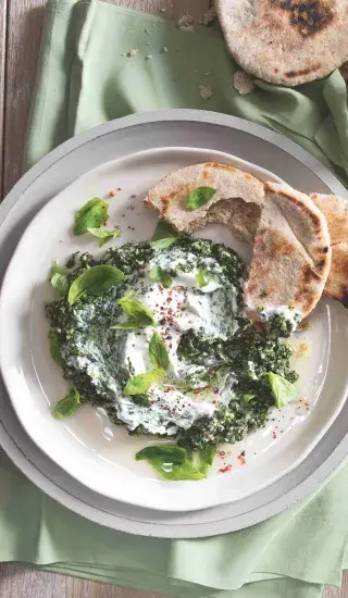 Špenátovo-mandlový dip