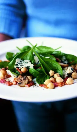 Jarní špenátový salát