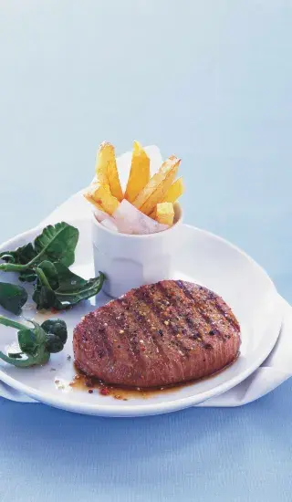 Steak na barevném pepři