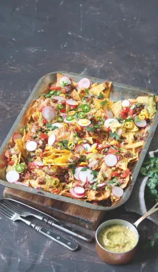 Svěží zapečené nachos