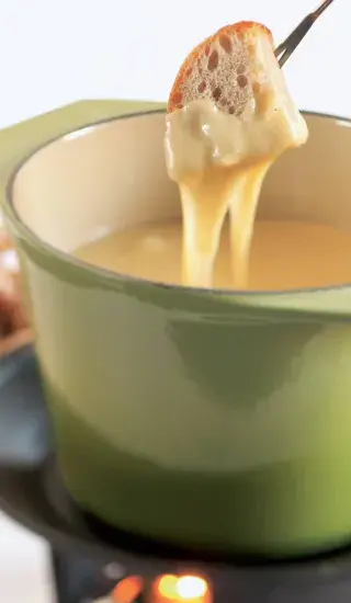 sýrová omáčka na fondue