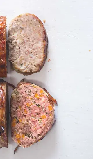 Telecí sekaná s parmazánem