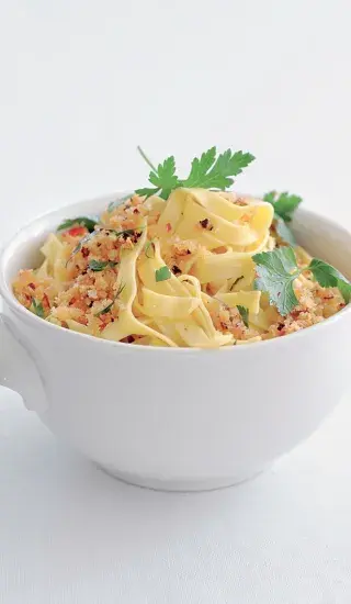 Těstoviny s čerstvou strouhankou