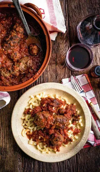 Těstoviny ze Sète (Macaronade sétoise)