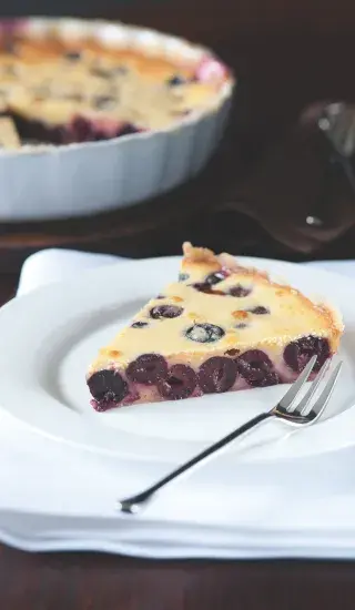 Třešňový clafoutis