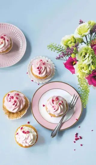 Vanilkové cupcaky s máslovým krémem