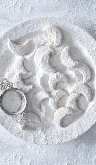 Vykrajované vanilkové rohlíčky