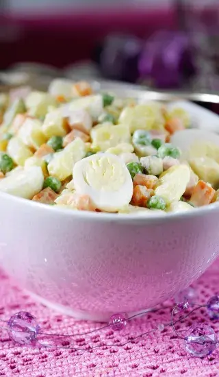 Vánoční bramborový salát