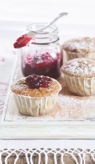 Muffiny s višňovou zavařeninou