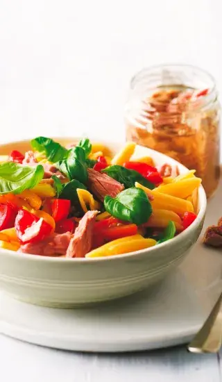 Penne s tuňákem a paprikou