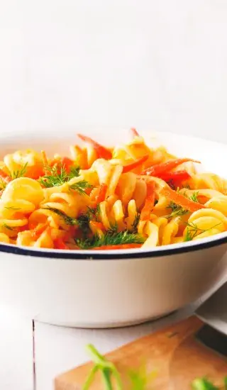 Fusilli s karotkovým krémem