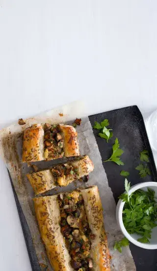 Houbový závin s vejcem