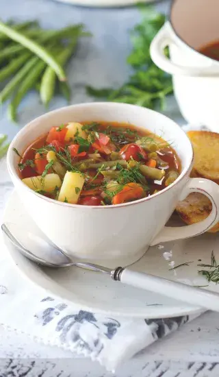 Zeleninová polévka s fazolkami