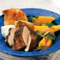 Indické kuře s mangovým salátem