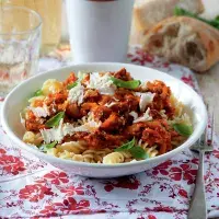 Paprikové těstoviny s chorizem