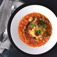 Zelňačka se šťouchanými bramborami Zelňačka se šťouchanými bramborami