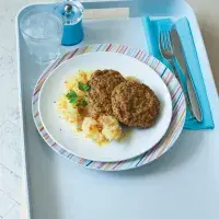 Brokolicové karbanátky & šťouchané brambory Brokolicové karbanátky & šťouchané brambory